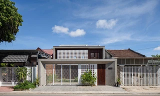 Gợi ý mặt tiền vuông vức cho nhà cần tránh nóng hướng Tây