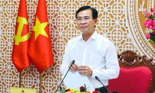 Nhiều biệt thự xây dựng dở dang, bỏ hoang thời gian dài ở hồ Tuyền Lâm.