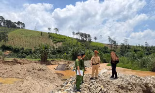 Công an tỉnh Lâm Đồng tiến hành kiểm tra bãi