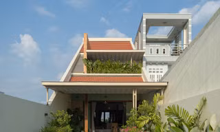 Ngôi nhà hiện đại ở Miền Tây rộng 120m2 mang vẻ đẹp nhà vườn truyền thống