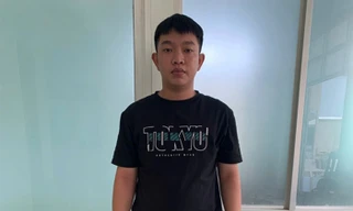 Nghĩa tại cơ quan công an. Ảnh Công an Đồng Tháp