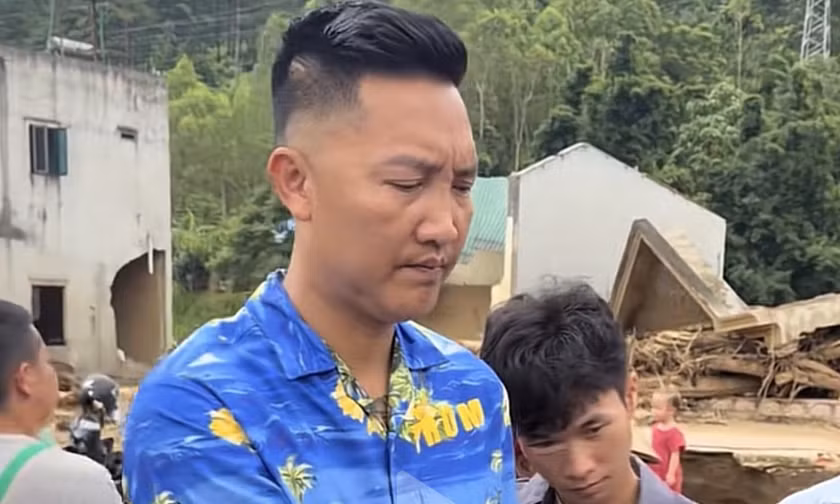 Đại diện xã ở Lai Châu: Không tiếp nhận tiền từ thiện của Huấn Hoa Hồng, chỉ có 24 bồn nước