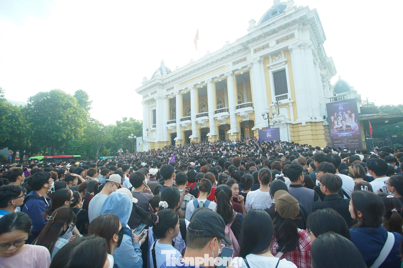 tp-nhahatlon30.jpg