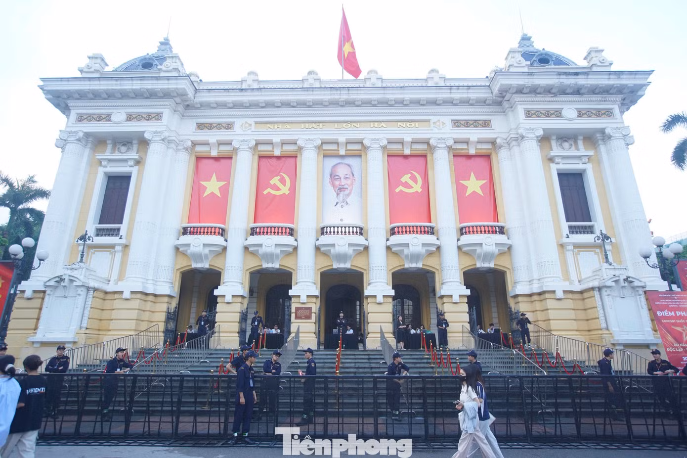 tp-xephangnhl71.jpg