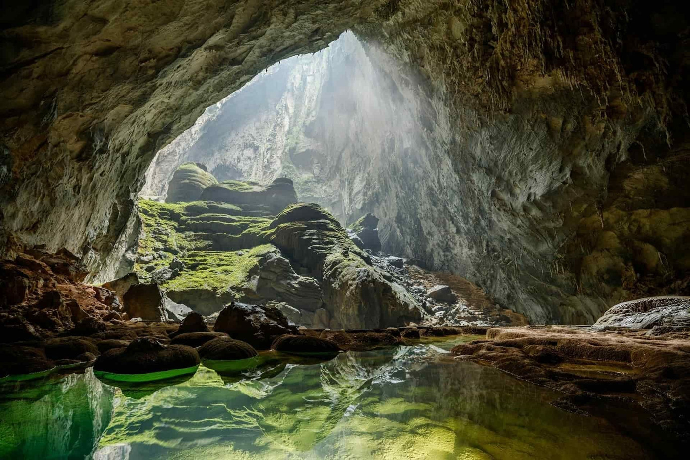son-doong-cave-ryan-deboodt-8e25.jpg