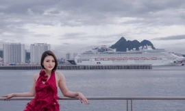 Giới trẻ săn đón tàu biển chụp ảnh theo phong cách HongKong