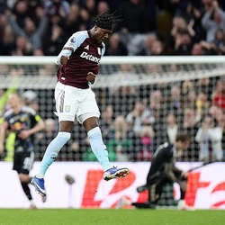 HIGHLIGHTS Aston Villa 1-1 Leeds United: Tân binh tỏa sáng