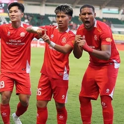 HIGHLIGHTS HAGL 0-1 CA TP.HCM: Ngôi sao Việt kiều tỏa sáng