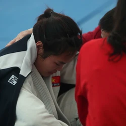 Phụng Mùi Nhình bật khóc sau tấm HCB Jujitsu: Nỗ lực không thành vàng nhưng đủ làm lay động trái tim người hâm mộ