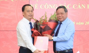 Thành ủy Hà Nội điều động, bổ nhiệm cán bộ