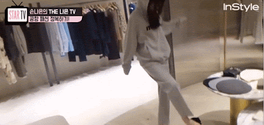 Đi giầy thôi mà cũng lăn ra ngã, còn ai nhọ hơn được nữa không?