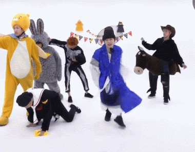 Chơi trò chơi trên show truyền hình cũng tự đi tự vấp ngã.