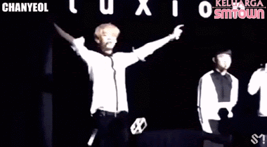 Chanyeol là chàng trai cao nhất EXO, và cũng là nhân vật số một về độ hậu đậu.