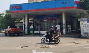 Giá liên tục tăng cao, vì sao nhiều cây xăng bán lỗ? 