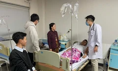 44 người nhập viện sau khi ăn bánh mì ở Lâm Đồng: Cục An toàn thực phẩm yêu cầu điều tra