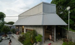 Ngôi nhà 80m2 có thiết kế đội nón thú vị