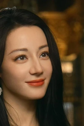 Địch Lệ Nhiệt Ba thuê người đóng thế đi quảng bá phim Kiêu Khởi Thanh Nhưỡng?