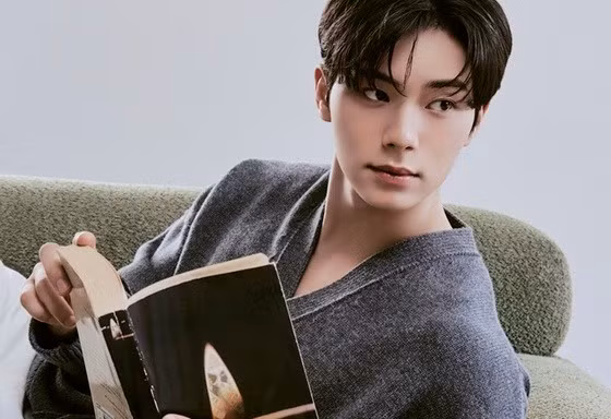 Lee Chae Min: 'Tôi ước mọi thứ cứ như bây giờ với những người tốt xung quanh cho năm mới'