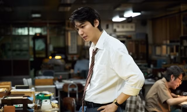Lee Min Ho trở lại với vai trò nhà báo