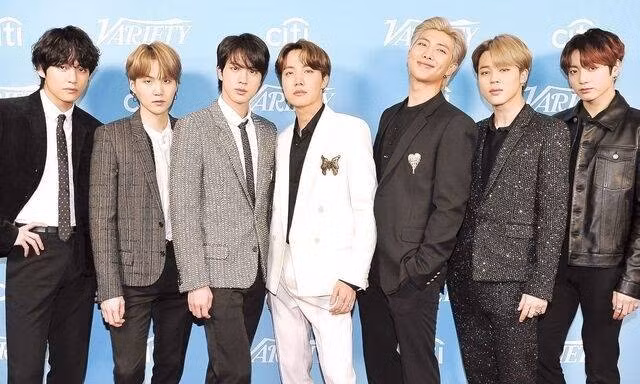 Cổ phiếu HYBE tăng giá trước thềm sự trở lại của BTS