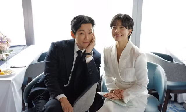 Namkoong Min yêu cầu Lee Seol 'ly hôn'