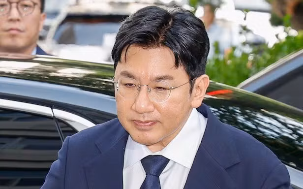 Viện kiểm sát bác bỏ lệnh bắt giữ đối với Bang Si Hyuk, yêu cầu tiến hành điều tra bổ sung