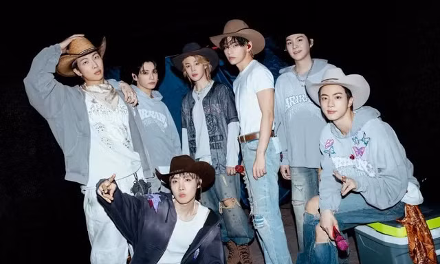 BTS khẳng định vị thế vững chắc trong 'Billboard 200' trước thềm 'Lễ hội trở về quê hương'