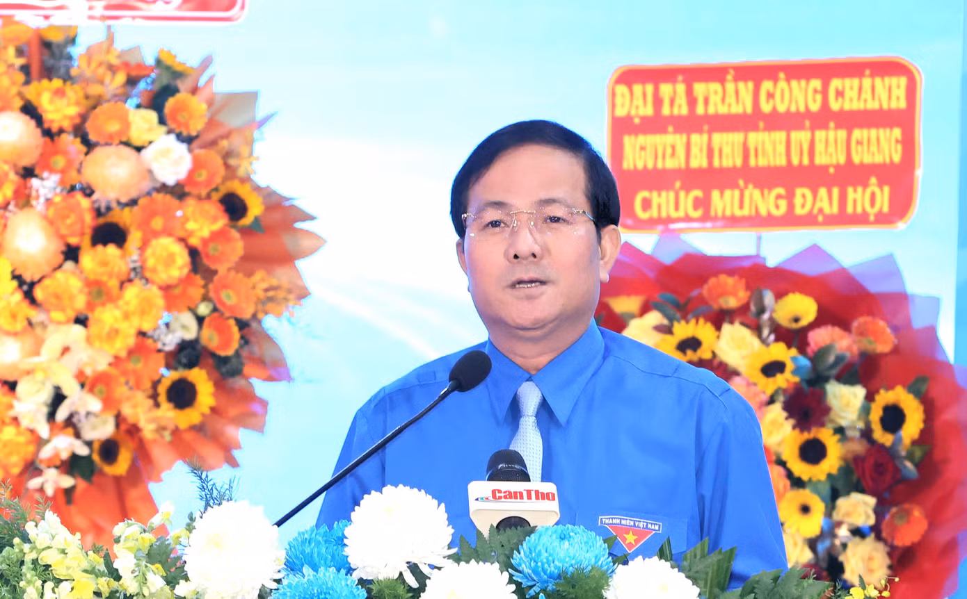 ong-tran-van-huyen.jpg