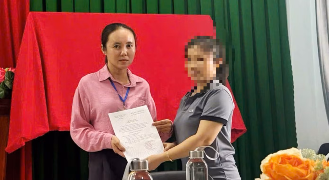 z7896820126328-cf2c8d99a4512e4638ecbff0db884363-5077-1152.jpg