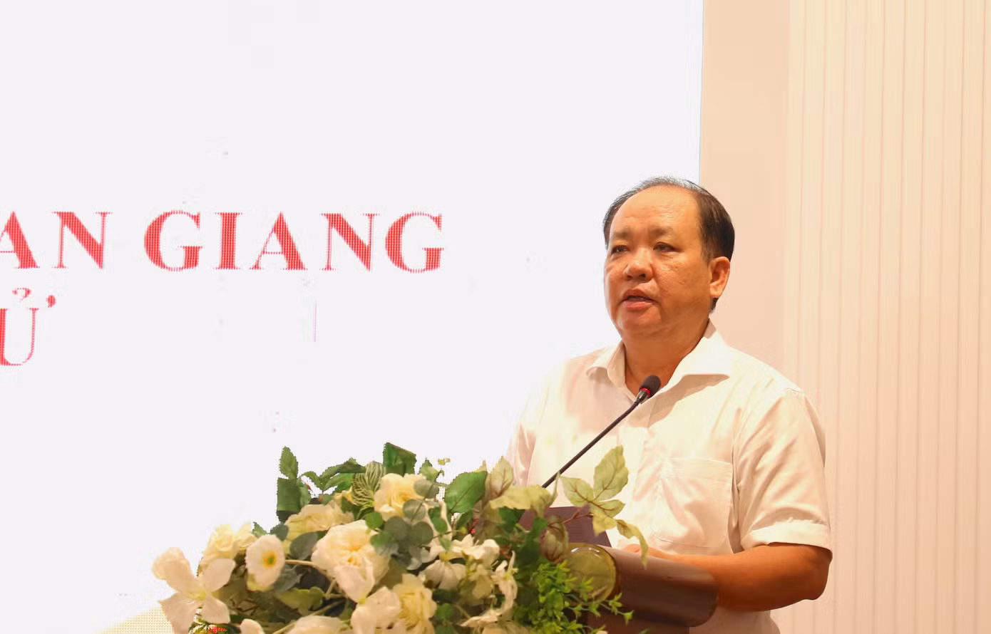 huy11766.jpg