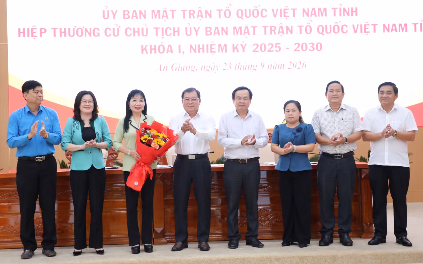 huy13692.jpg