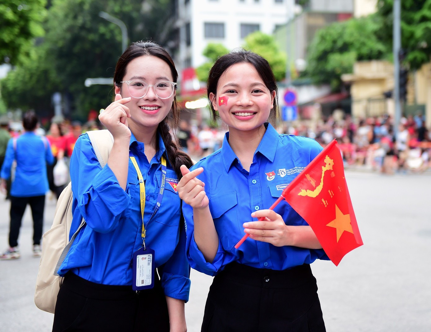 Tình nguyện viên tham gia Lễ kỷ niệm 80 năm Cách mạng tháng Tám và Quốc khánh 2/9 vừa qua là biểu hiện của tinh thần xây dựng giá trị chính trị image-7.jpg