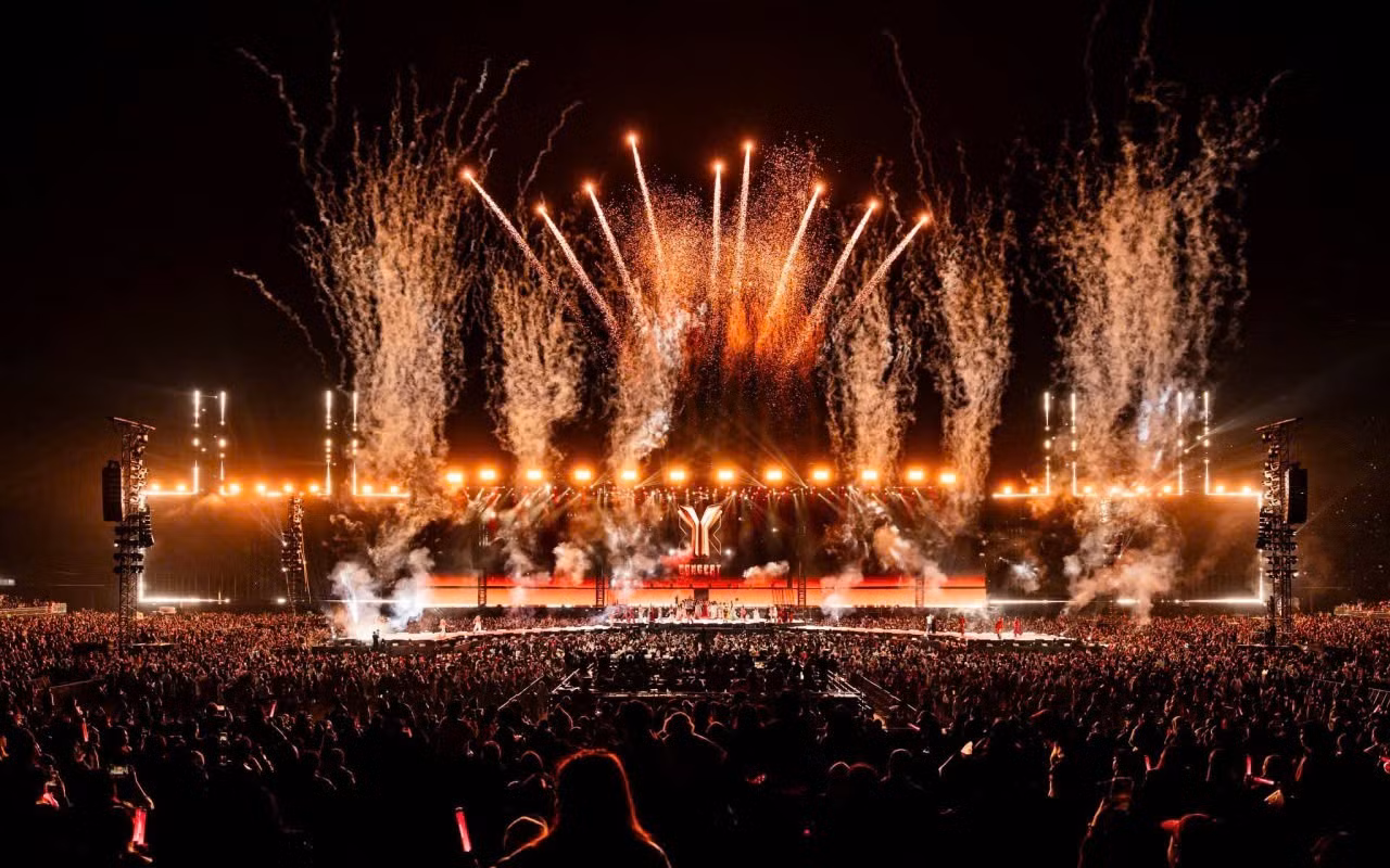a3y-concert-xxxjpg-2.jpg