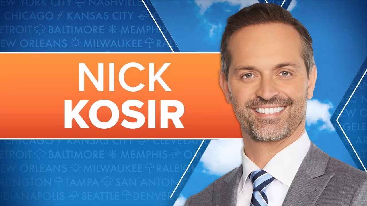 Nick Kosir là một chuyên gia phân tích dữ liệu thời tiết với nhiều năm kinh nghiệm.