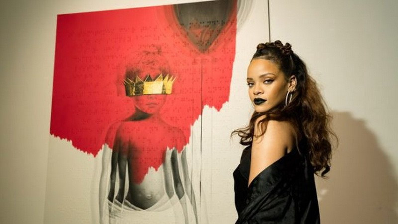 Rihanna bước ra khỏi "vùng an toàn" với album ANTI đầy trưởng thành.