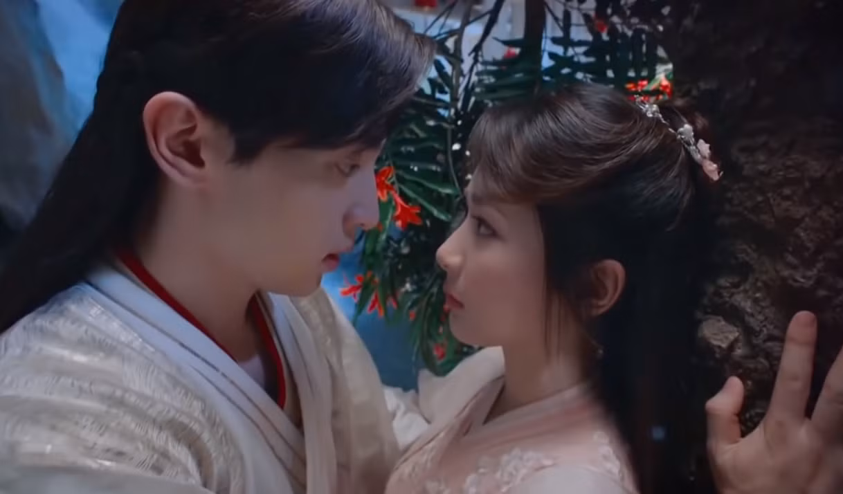 canh-nong-cua-duong-tu-dang-luan-o-huong-mat-ram-ro-tro-lai-hoa-ra-cung-truu-tuong-na-na-truong-ca-hanh-d5d-5745474.png