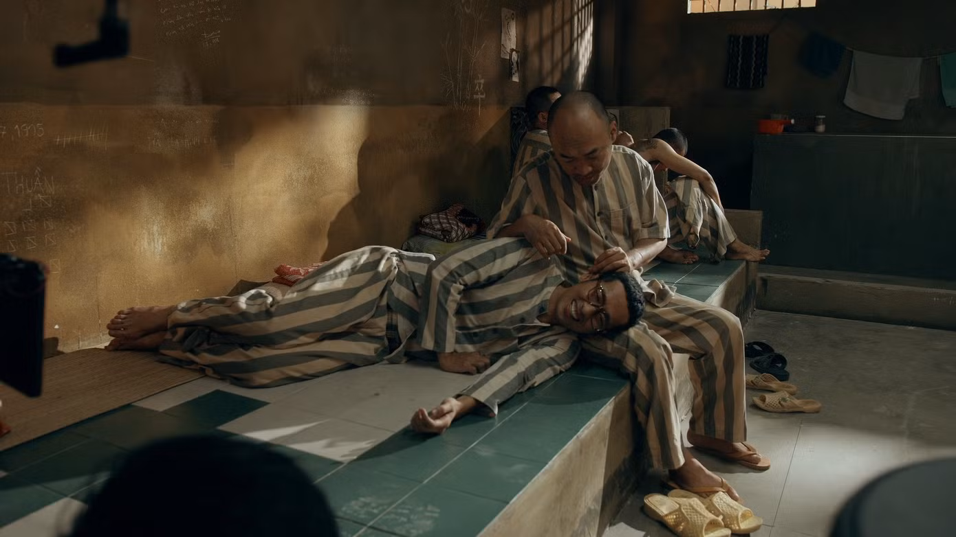 still-bts-124.png
