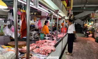 Lý do bà nội trợ TPHCM rụt rè mua thịt heo 