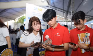 Nguồn nhân lực trước thách thức 'chưa giàu đã già'