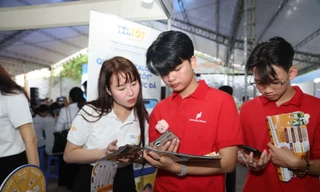 Nguồn nhân lực trước thách thức 'chưa giàu đã già'