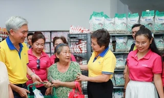 Lan tỏa niềm vui từ những phiên chợ Tết yêu thương