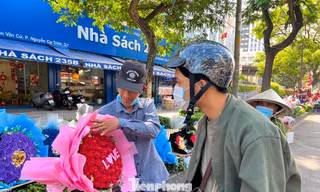 Quà tặng 8/3 'đua' khuyến mãi, loại nào được chọn nhiều nhất?