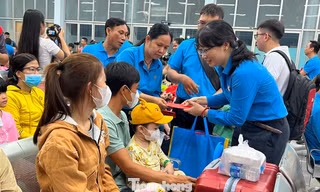 Hơn 350.000 công nhân TPHCM được chăm lo Tết 2026 như thế nào?