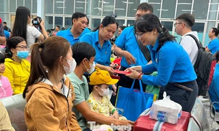 Hơn 350.000 công nhân TPHCM được chăm lo Tết 2026 như thế nào?