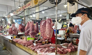 Thịt heo bình ổn giá bất ngờ... leo thang