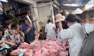 Thịt heo tăng giá chóng mặt
