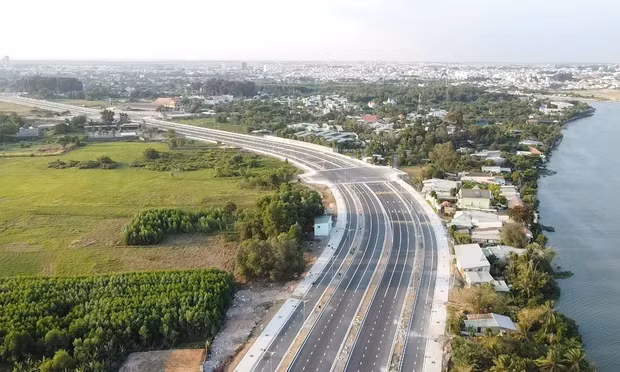 Khai thác Cao tốc Biên Hoà - Vũng Tàu dịp 30/4