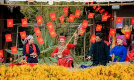 Rực rỡ màu cờ dịp Quốc khánh ở Sa Pa