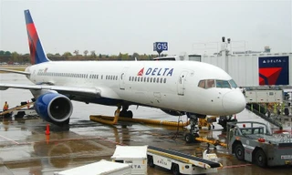Máy bay chở gần 200 người va chạm tại Atlanta