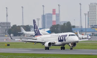 Máy bay trượt khỏi đường băng 